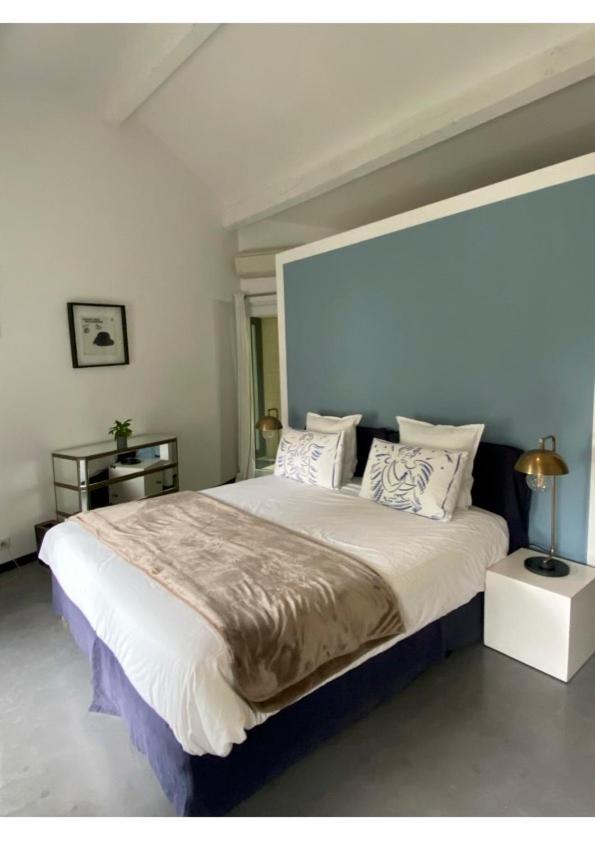 Les Esplanes Bed & Breakfast La Garde Adhemar Ngoại thất bức ảnh